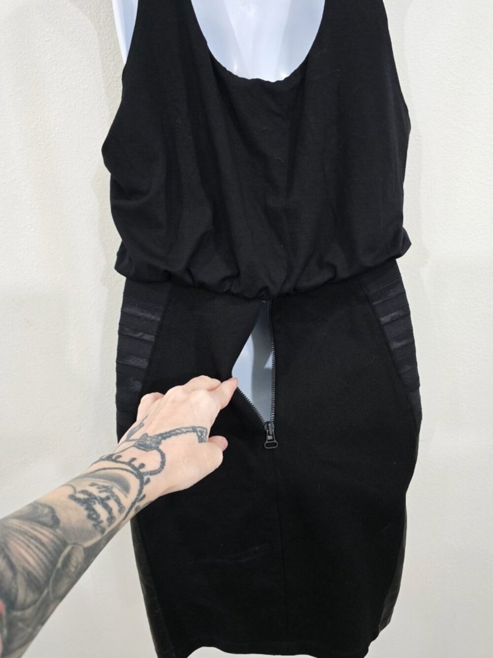 Alice + Olivia Black Viscose Leather Trim Nicky Layered Blouson Tank Dress NWT - Picture 5 of 16